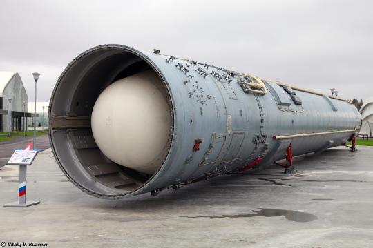 Ракета-носитель УР-100Н.